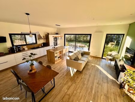 maison 4 pièces - 110 m²