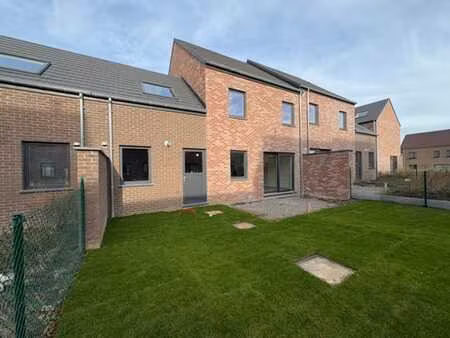 déjà loué! stop visite!!