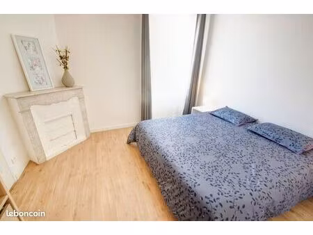 t2 de 37 m2 idéalement situé dans la banane à cannes – rue chabaud (à pieds : restaurants 