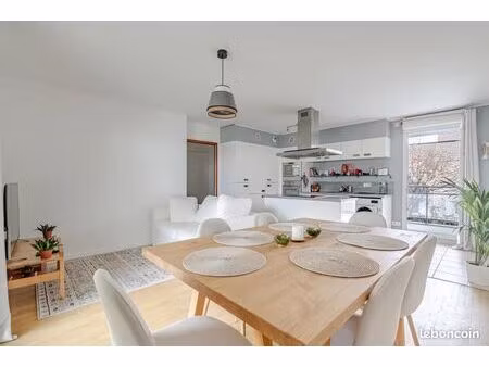 appartement 3 pièces 60 m²