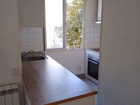 location 2 pièces vide