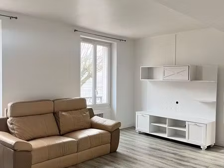 à louer appartement f4 centre roissy en france