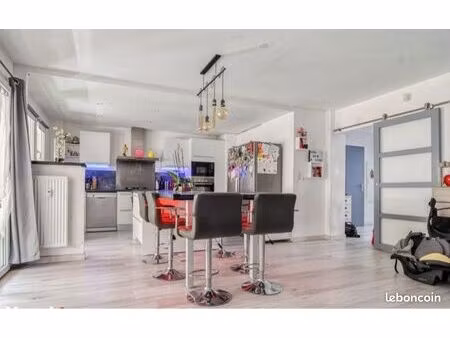 bel apparemment récemment rénové