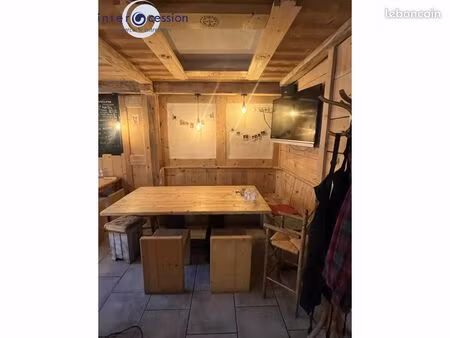 fonds de commerce 70 m² gex