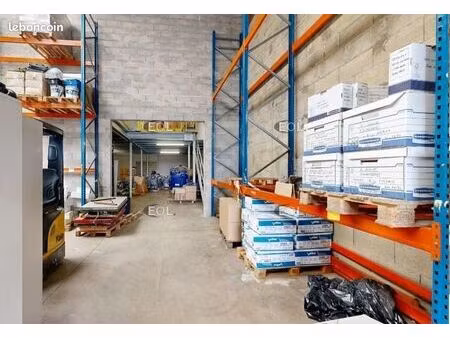 local d'activité 1 344 m²