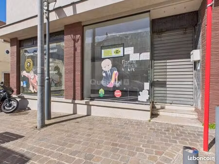 local commercial 67 m²