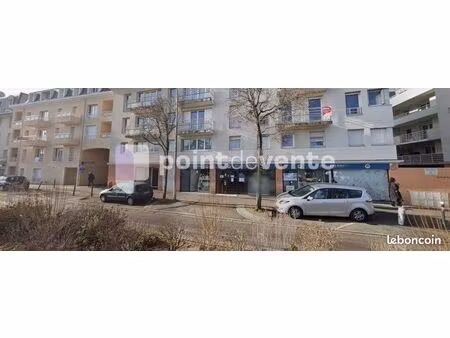 local commercial 87 m²