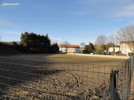 terrain constructible 794 m2 à castelnaudary
