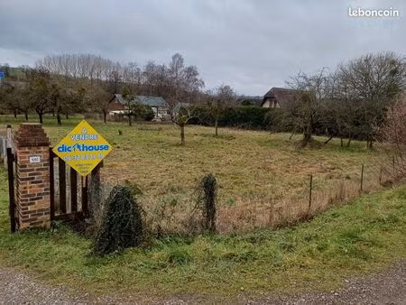 terrain à bâtir de 1401m²