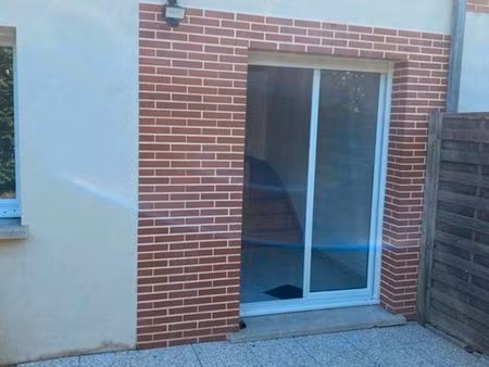 maison avec petit jardin