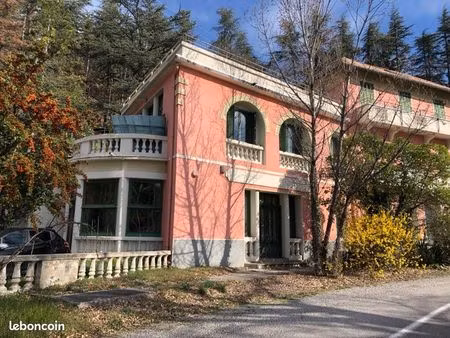 pour investisseur : bastide 800m2 rentabilité 10%/an