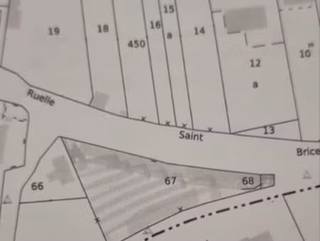 terrain constructible 802m²