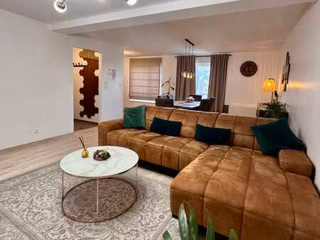 bel appartement deux chambres et un parking intérieur