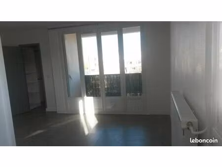 studio 26 m² avec balcon – résidence sécurisée