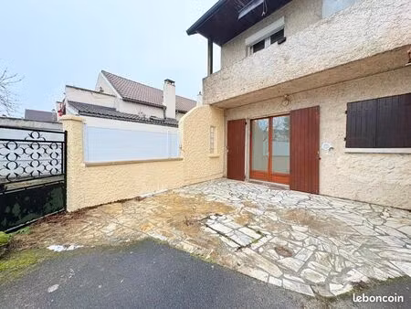 part vend studio brétigny