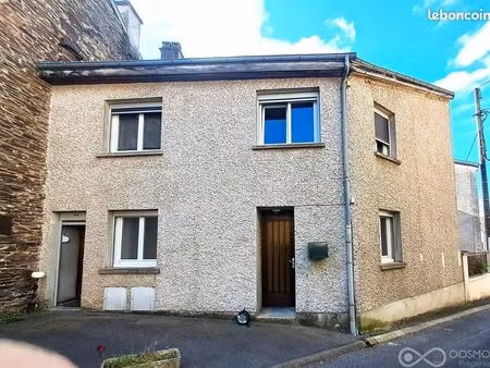 immeuble 8 pièces 163 m²