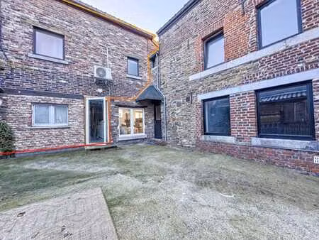 ? triplex lumineux avec jardin plein sud à housse