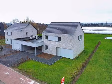 spacieuse maison neuve basse énergie à verlaine