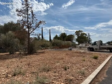 terrain 512 m² cuers