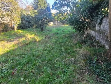 terrain 600 m² marseille