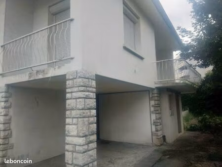 studio quartier pré neuf carré d’eau