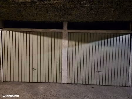 ?️ box fermé sécurisé – stationnement ou stockage – évry