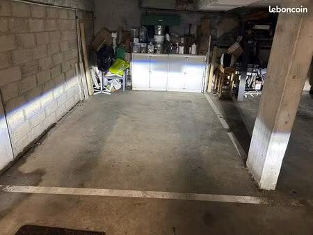 direct proprietaire - 93230 - romainville - grande place de parking - rue pierre curie