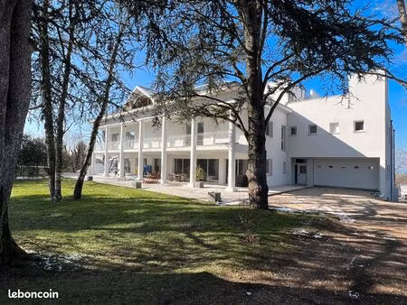 baraqueville centre très beau t2 48 49 m2 neuf  lumineux  vue dégagée