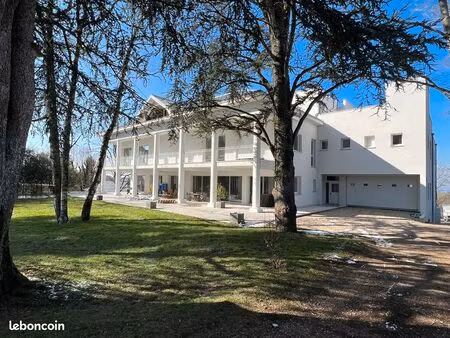 baraqueville centre très beau t2 50 m2 neuf  lumineux  vue dégagée