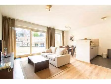 charmant 1 chambre meublé entre flagey et l'ue