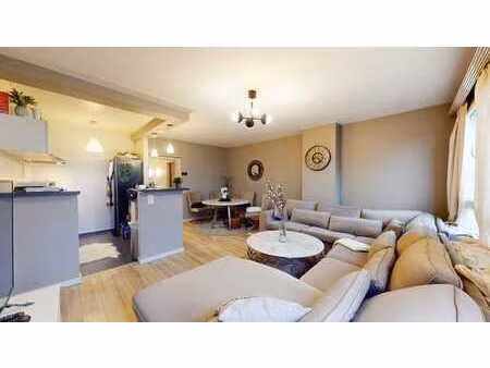 bel appart 1 ch + terrasse et grande cave