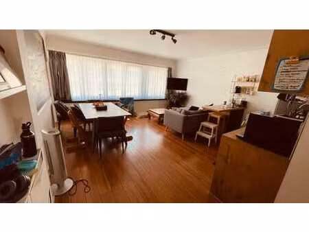 appartement 2 chambres  bureau avec terrasse