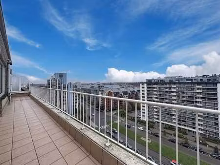 appartement 2 ch + terrasse