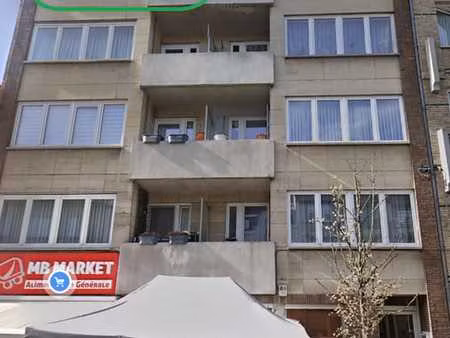 bel appartement dans petite copropriété