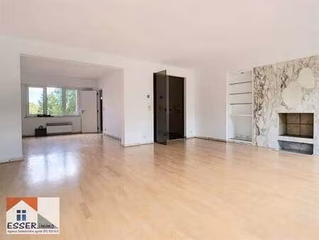 duplex 3 chambres avenue molière + parking