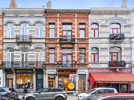 châtelain - maison de commerce et d'habitation