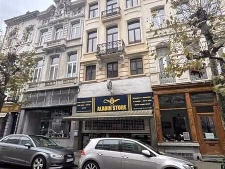 immeuble de rapport meublé - 5 unités reconnues