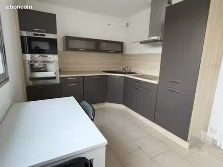 appartement 3 pièces 77 m²