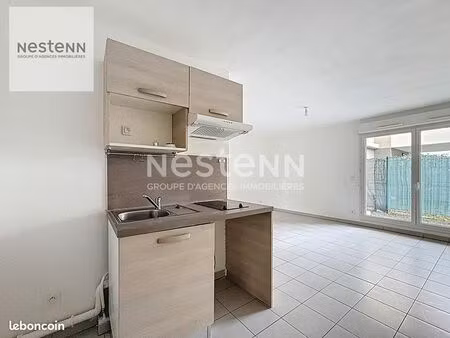 studio 1 pièce 32 m²