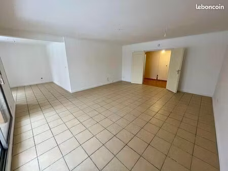 appartement 6 pièces 130 m²