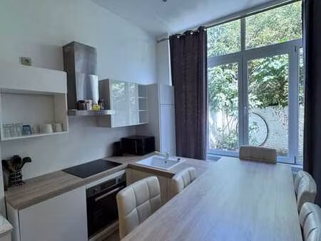 maison unifamiliale rénovée avc multiples poss d’aménagement