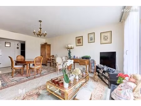 appartement 3 pièces 84 m²