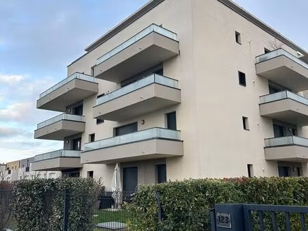 appartement 2 pièces 42 97 m² – 3ᵉ étage – balcon plein sud – parking couvert