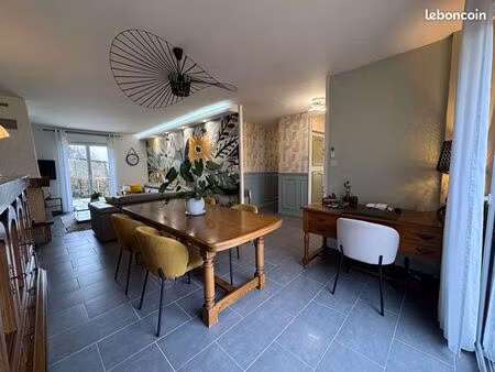 maison 4 pièces 90 m²