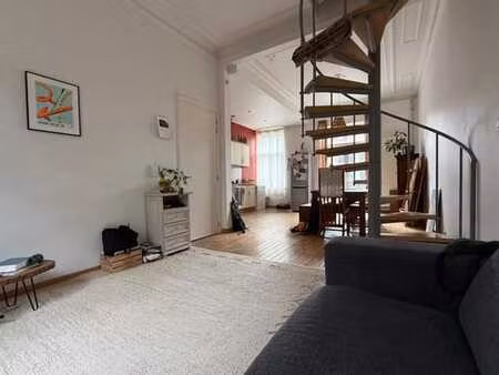 place morichar: maison unifamiliale avec 5 à 6 chambres poss