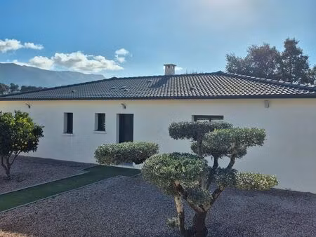 maison de plain pied 98 m2 et double garage