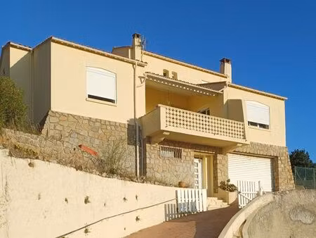 vends à sartène  corse du sud  magnifique villa