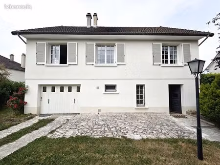 pavillon 7 pièces 168 m²