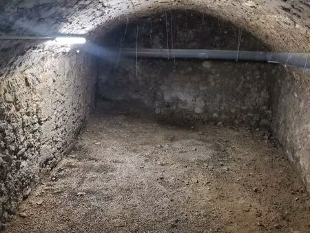 caves voûtées – centre historique aix