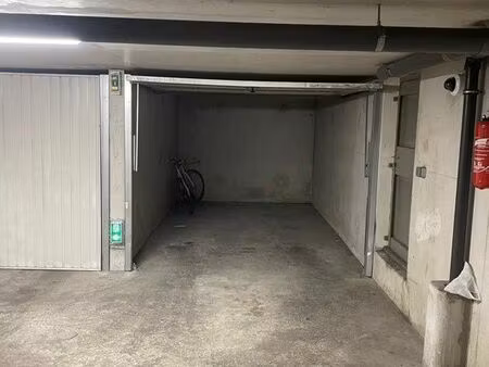 box parking sécurisé